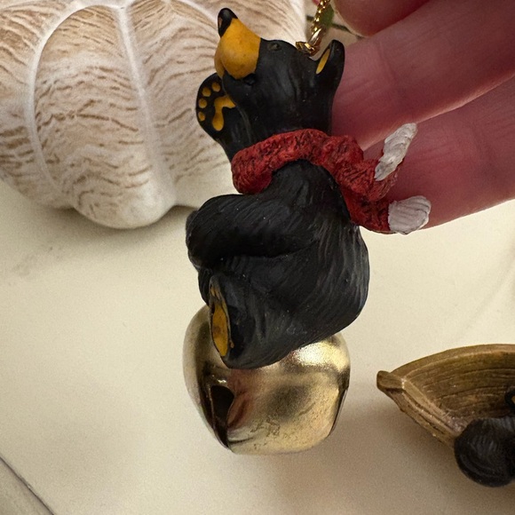 Black Bear Christmas Ornaments LOT set of 5 - Picture 3 of 11